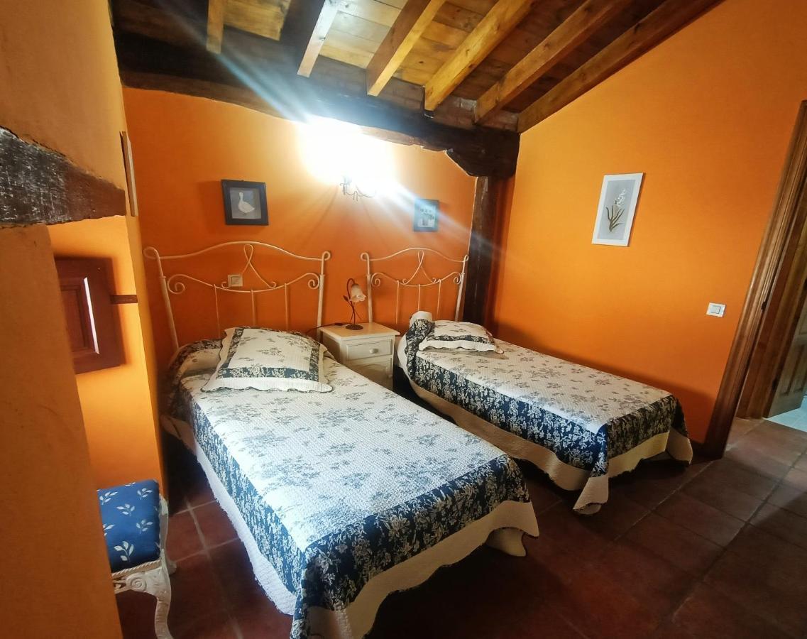 Apartamentos La Buganvilla Novales Exterior foto