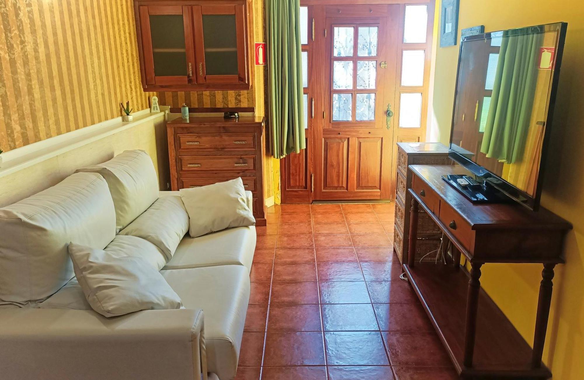 Apartamentos La Buganvilla Novales Exterior foto